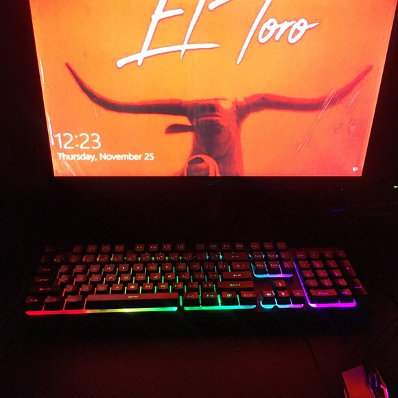 I’m selling an ibuypower gaming pc selling because I don’t play it no more - Picture 2 of 3